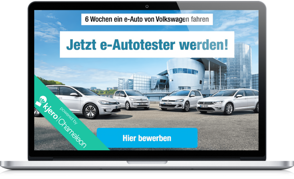 Laptop Bild mit einer VW Kampagne im Hintergrund