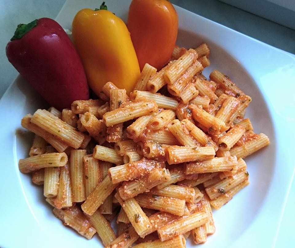 Barilla Pasta und Sauce Set – Maccheroni mit Tomate und Ricotta ...